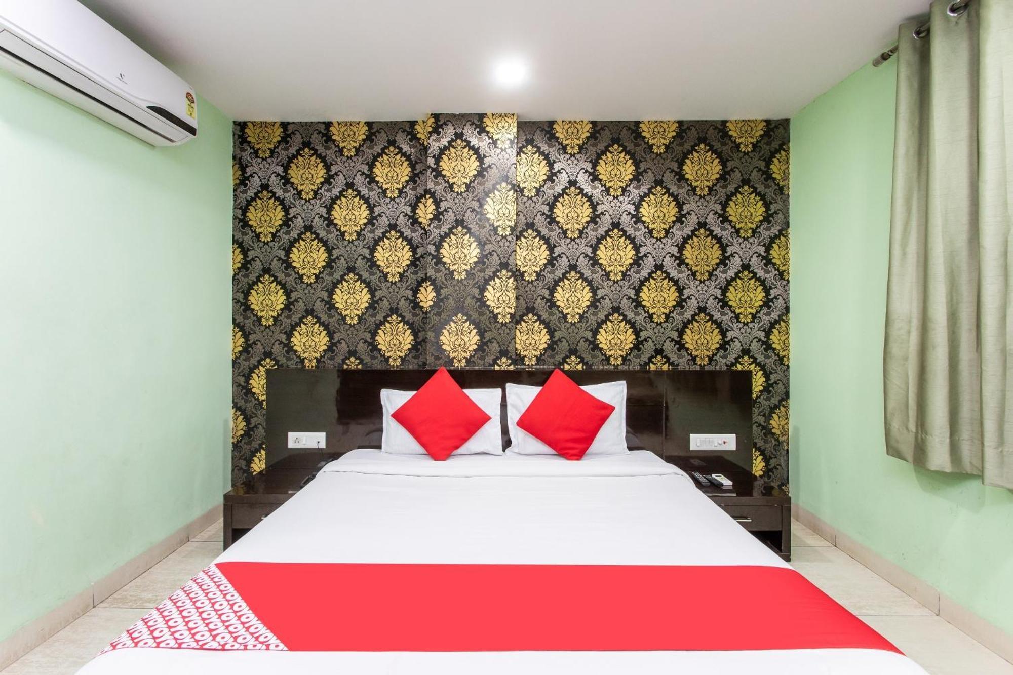 Capital O Swan Paradise Indore Luaran gambar
