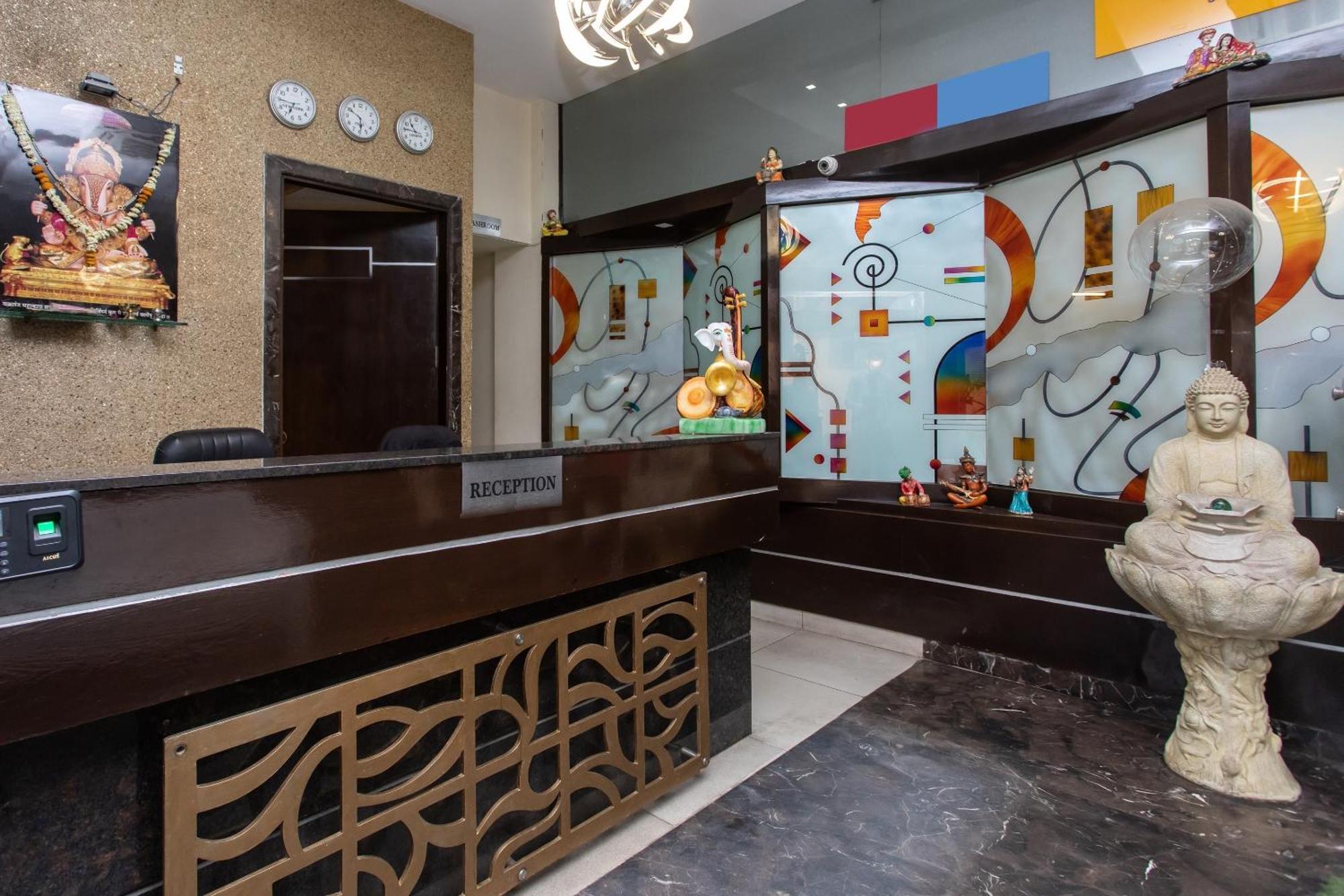 Capital O Swan Paradise Indore Luaran gambar